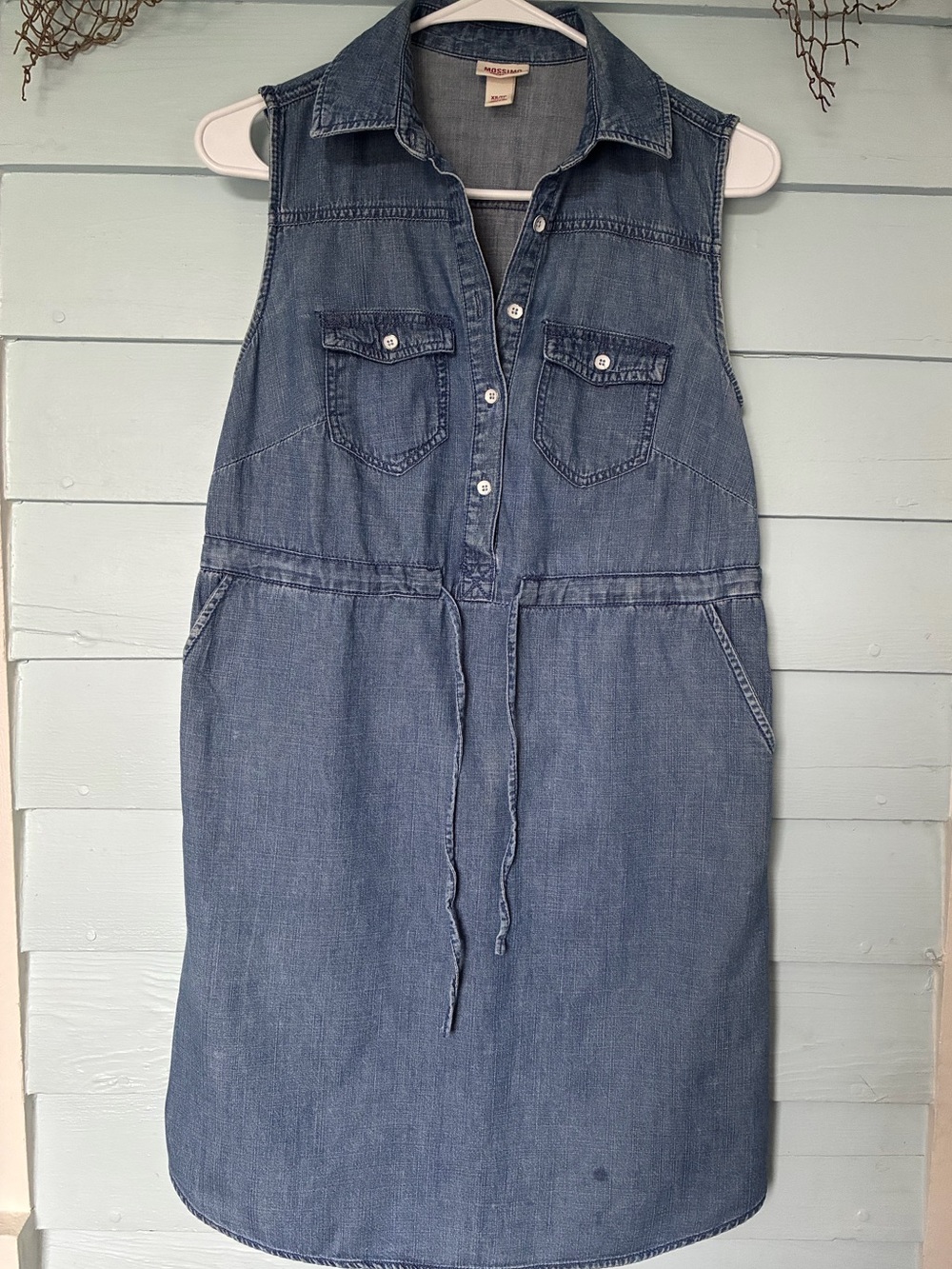 Sleeveless Chambray Shirt Dress in Blue